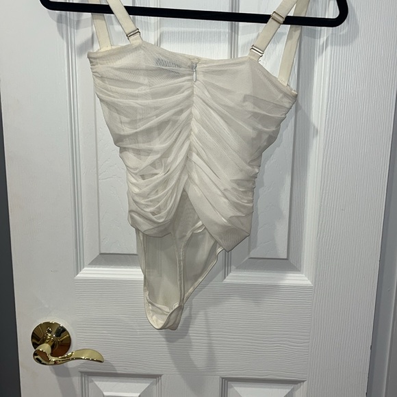 Babaton aritzia bodysuit - Picture 5 of 6